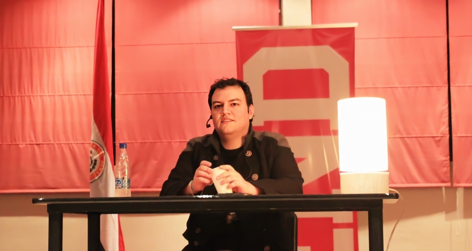 Carlos Ibarrola / Asesor en comunicación y Director de Comunicá