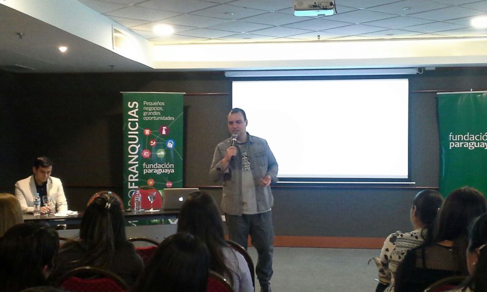 Presentación - Fundación Paraguaya
